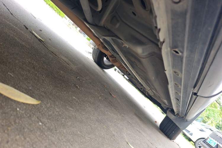 Used Dongfeng Fengdu MX6 2015 2.0L CVT 4x4 Excellence Edition Chassis Rear Right