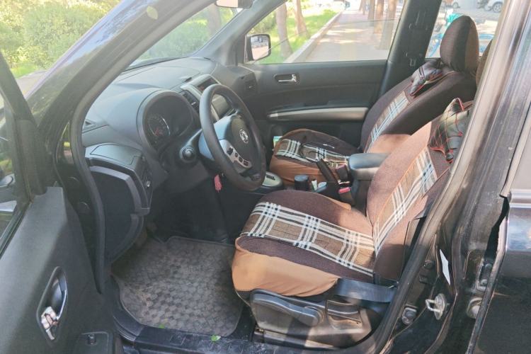 Used Dongfeng Fengdu MX6 2015 2.0L CVT 4x4 Excellence Edition Driver Seat