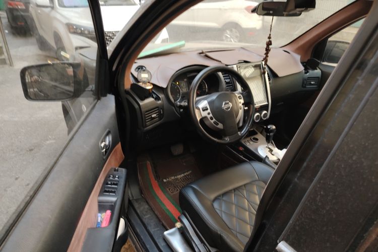 Used Dongfeng Fengdu MX6 2015 2.0L CVT Two-Wheel Drive Excellence Edition Driver Seat