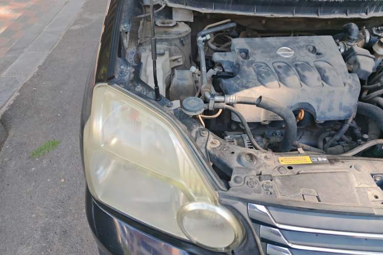Used Dongfeng Fengdu MX6 2015 2.0L CVT 4x4 Excellence Edition Engine Bay Right