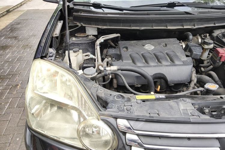 Used Dongfeng Fengdu MX6 2015 2.0L CVT Two-Wheel Drive Excellence Edition Engine Bay Right