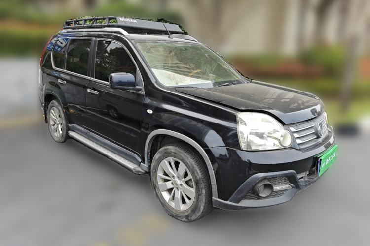 Used Dongfeng Fengdu MX6 2015 2.0L CVT Two-Wheel Drive All-Around Version Front Right 45 Deg