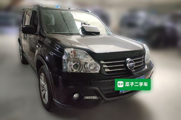 Used Dongfeng Fengdu MX6 2015 2.0L CVT Two-Wheel Drive Dream Edition Front Right 45 Deg