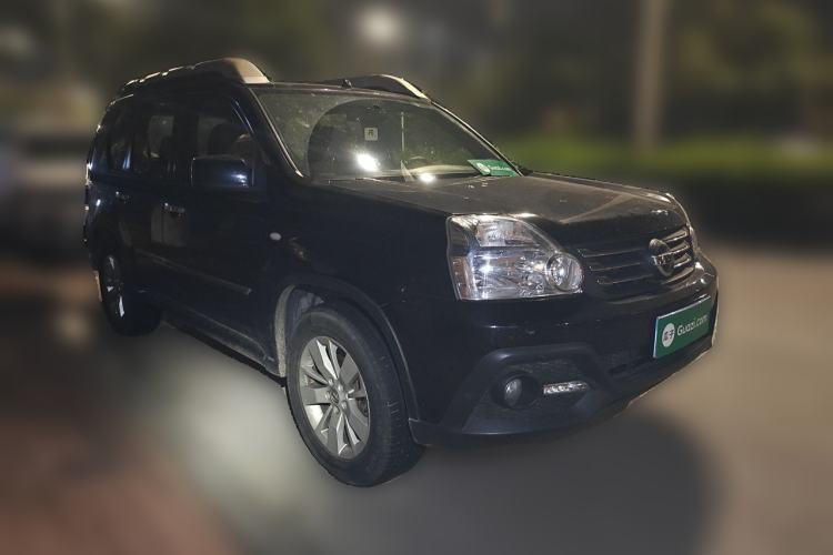 Used Dongfeng Fengdu MX6 2015 2.0L Manual 4x4 Navigation Edition Front Right 45 Deg