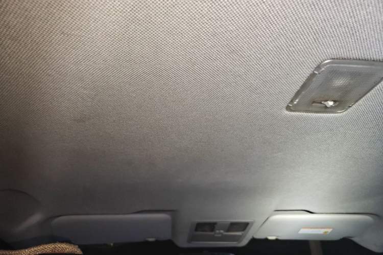 Used Dongfeng Fengdu MX6 2015 2.0L Manual 4x4 Navigation Edition Headliner