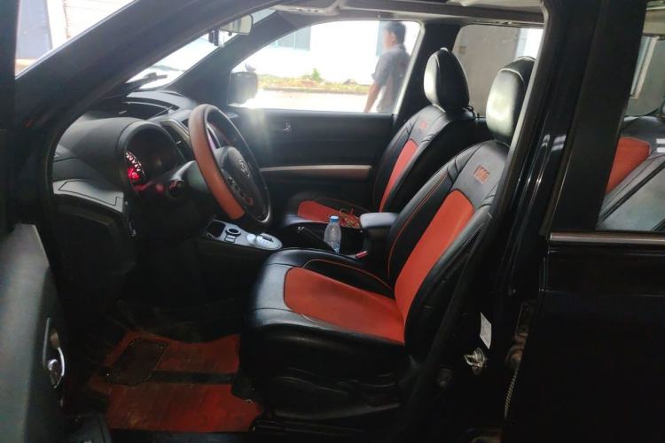 Used Dongfeng Fengdu MX6 2015 2.0L CVT Two-Wheel Drive Excellence Edition Left Front Seat