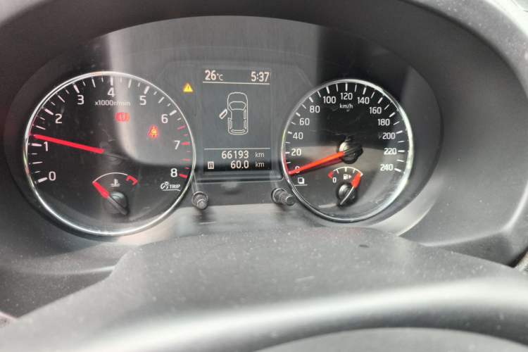 Used Dongfeng Fengdu MX6 2015 2.0L Manual 4x4 Navigation Edition Odometer Close Up