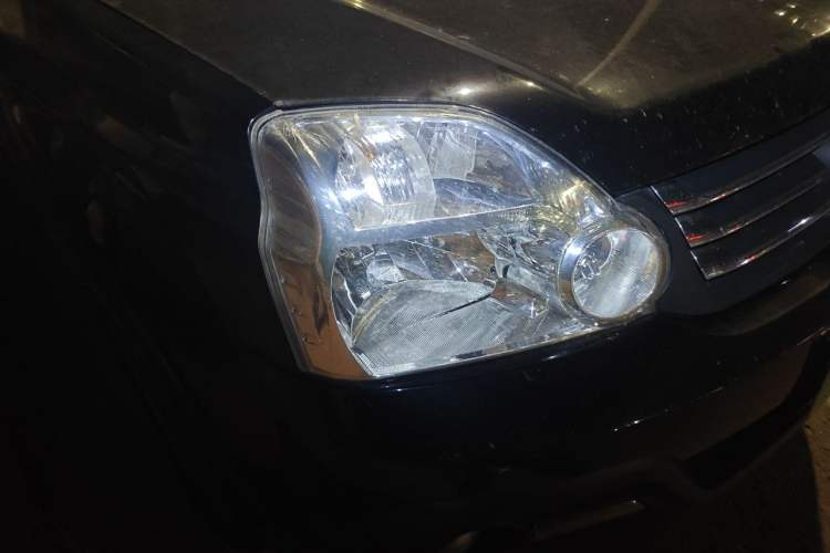 Used Dongfeng Fengdu MX6 2015 2.0L Manual 4x4 Navigation Edition Right Front Headlight
