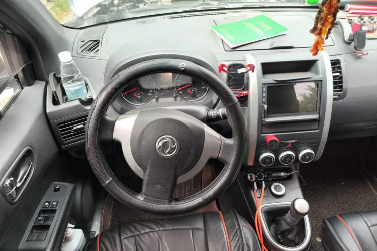 Used Dongfeng Fengdu MX6 2015 2.0L Manual 4x4 Navigation Edition Steering Wheel