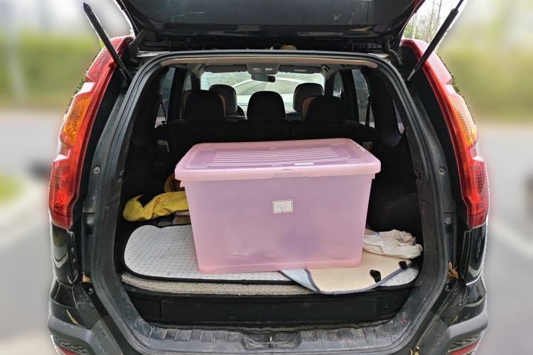 Used Dongfeng Fengdu MX6 2015 2.0L CVT Two-Wheel Drive All-Around Version Trunk