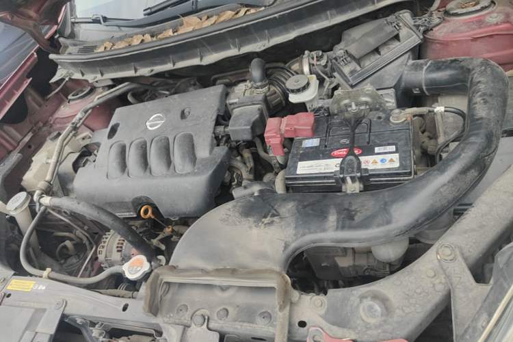Used Dongfeng Fengdu MX6 2015 2.0L CVT Two-Wheel Drive Excellence Edition Engine Bay
