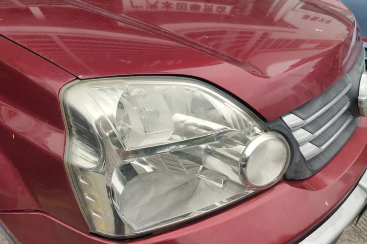 Used Dongfeng Fengdu MX6 2015 2.0L CVT Two-Wheel Drive Excellence Edition Right Front Headlight