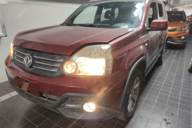 Used Dongfeng Fengdu MX6 2015 2.0L CVT Two-Wheel Drive All-Around Version