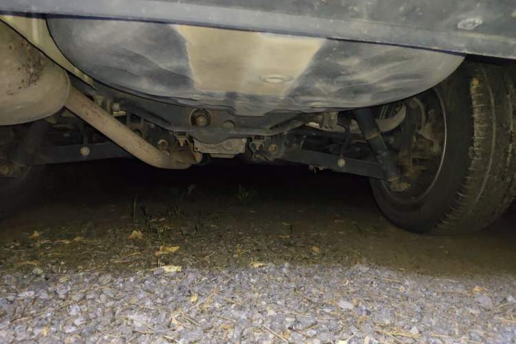 Used Dongfeng Fengdu MX6 2015 2.0L CVT 4x4 Dream Edition Chassis Rear