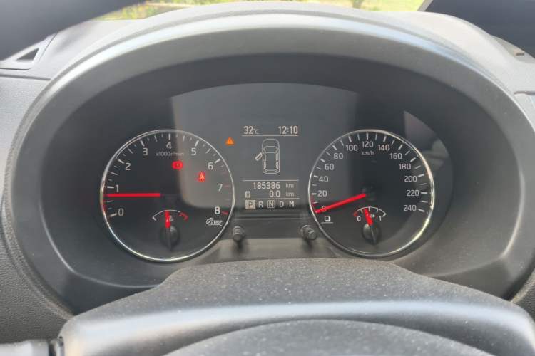 Used Dongfeng Fengdu MX6 2015 2.0L CVT 4x4 Excellence Edition Instrument Cluster