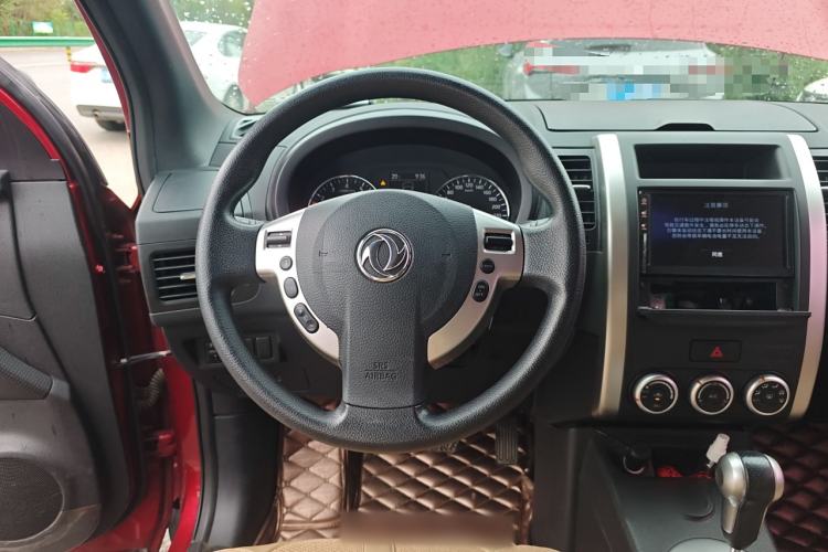 Used Dongfeng Fengdu MX6 2015 2.0L CVT Two-Wheel Drive Excellence Edition Steering Wheel