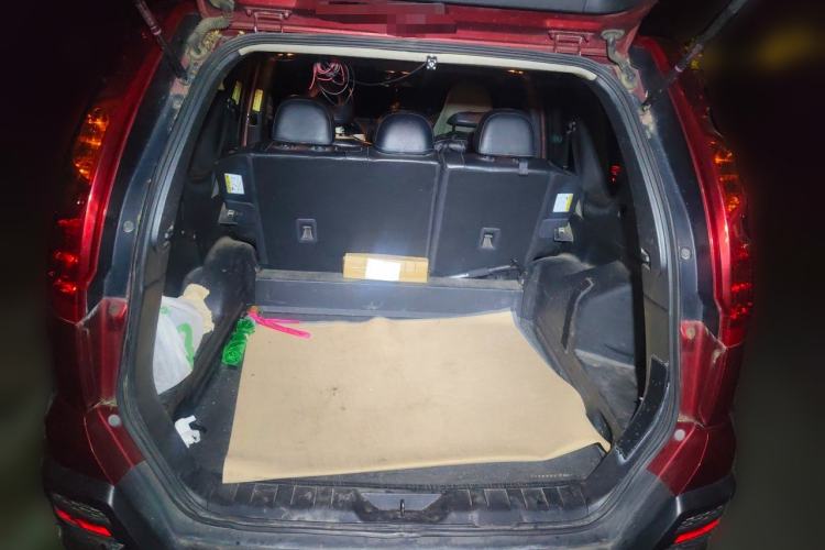 Used Dongfeng Fengdu MX6 2015 2.0L CVT 4x4 Dream Edition Trunk
