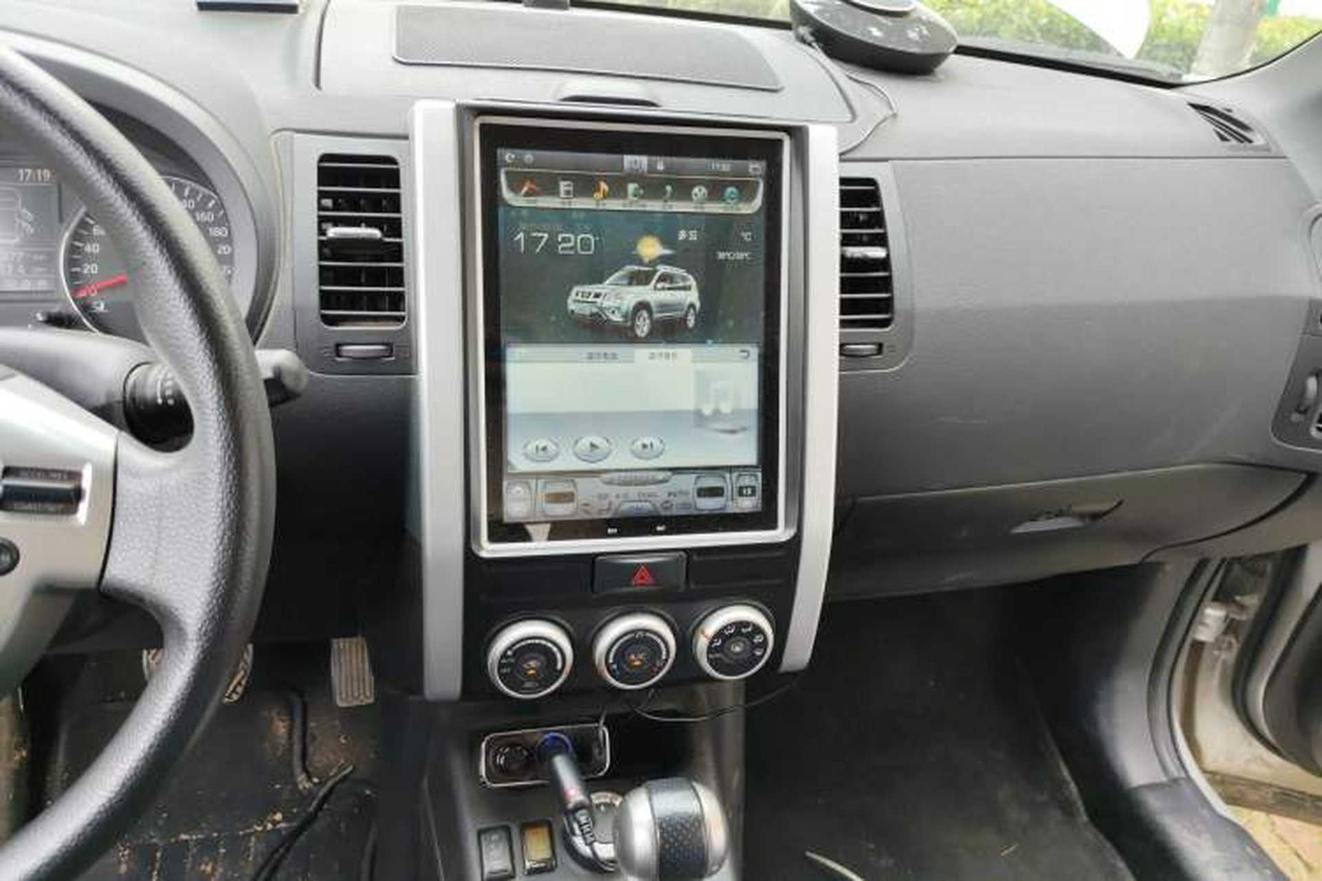 Used Dongfeng Fengdu MX6 2015 2.0L CVT 4x4 Dream Edition Audio And AC Panel