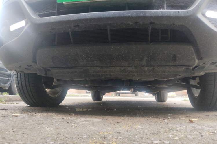 Used Dongfeng Fengdu MX6 2015 2.0L CVT Two-Wheel Drive Dream Edition Chassis Front