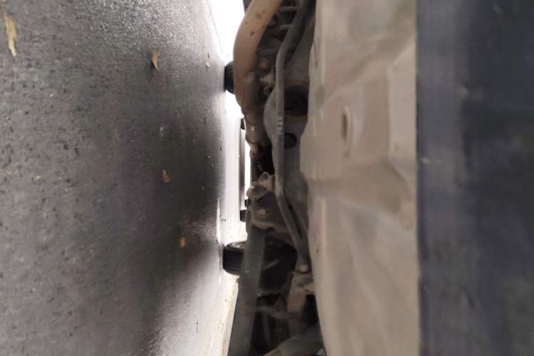 Used Dongfeng Fengdu MX6 2015 2.0L CVT Two-Wheel Drive Dream Edition Chassis Rear