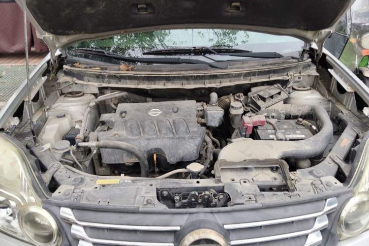 Used Dongfeng Fengdu MX6 2015 2.0L CVT Two-Wheel Drive Dream Edition Engine Bay