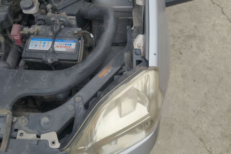 Used Dongfeng Fengdu MX6 2015 2.0L CVT 4x4 Dream Edition Engine Bay Left
