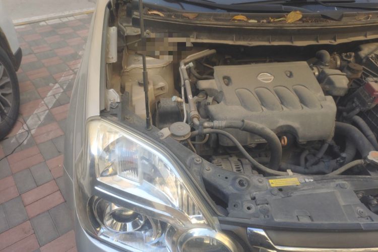 Used Dongfeng Fengdu MX6 2015 2.0L CVT 4x4 Dream Edition Engine Bay Right