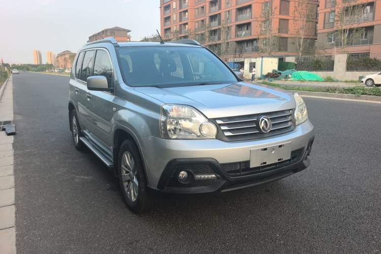 Used Dongfeng Fengdu MX6 2015 2.0L CVT Two-Wheel Drive All-Around Version Exterior 1