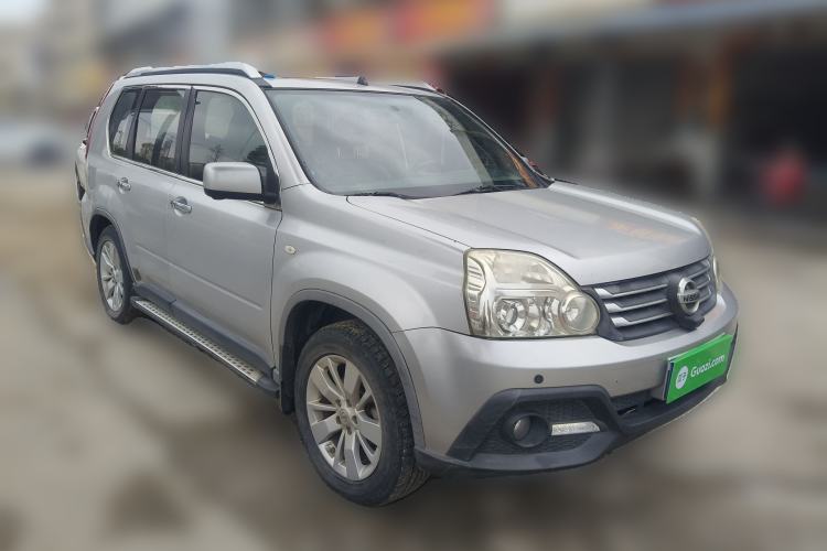 Used Dongfeng Fengdu MX6 2015 2.0L CVT 4x4 Dream Edition Front Right 45 Deg