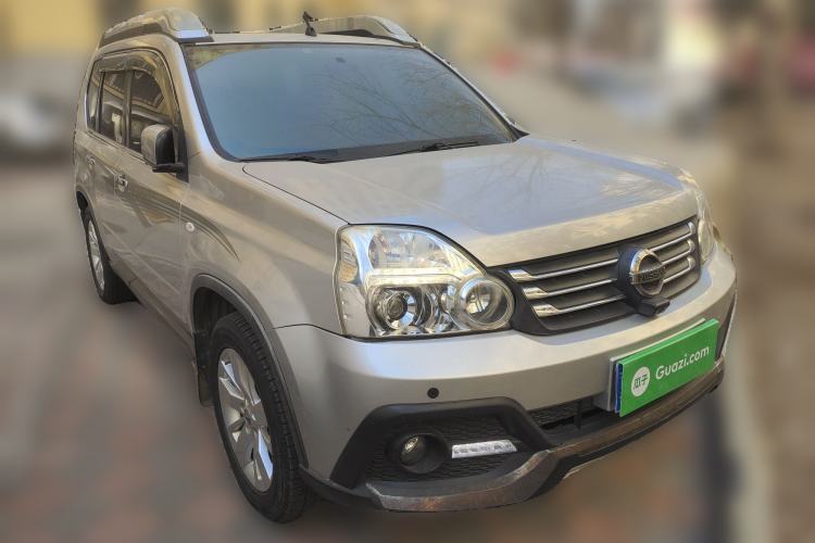 Used Dongfeng Fengdu MX6 2015 2.0L CVT 4x4 Dream Edition Front Right 45 Deg
