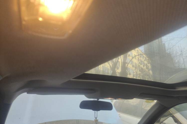 Used Dongfeng Fengdu MX6 2015 2.0L CVT 4x4 Dream Edition Headliner