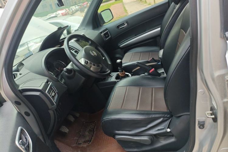Used Dongfeng Fengdu MX6 2015 2.0L Manual Two-Wheel Drive Navigation Edition Left Front Seat