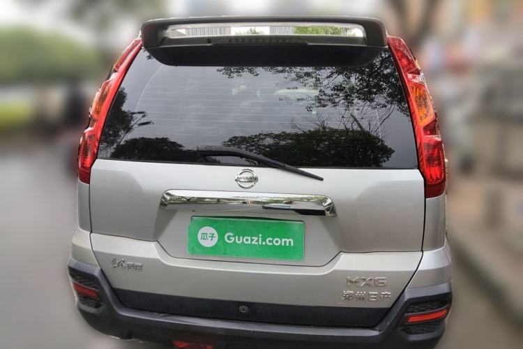 Used Dongfeng Fengdu MX6 2015 2.0L CVT Two-Wheel Drive Dream Edition Rear