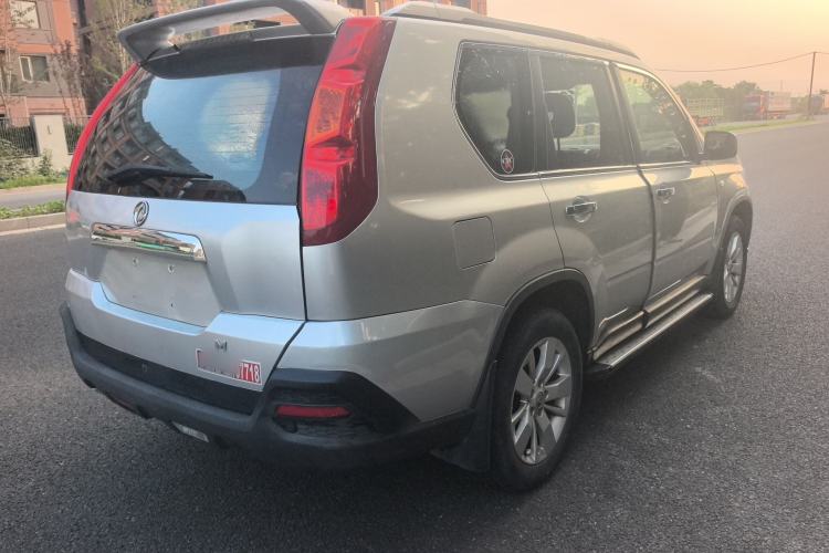 Used Dongfeng Fengdu MX6 2015 2.0L CVT Two-Wheel Drive All-Around Version Rear Right 45 Deg