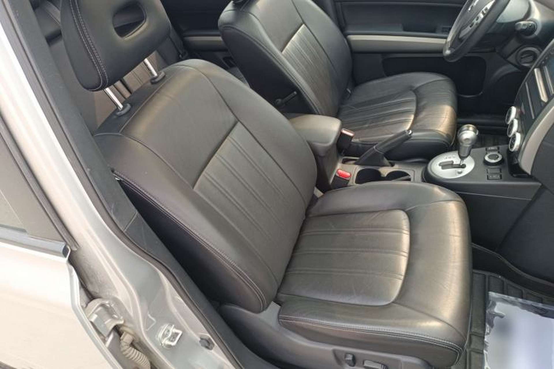 Used Dongfeng Fengdu MX6 2015 2.0L CVT 4x4 Dream Edition Right Front Seat