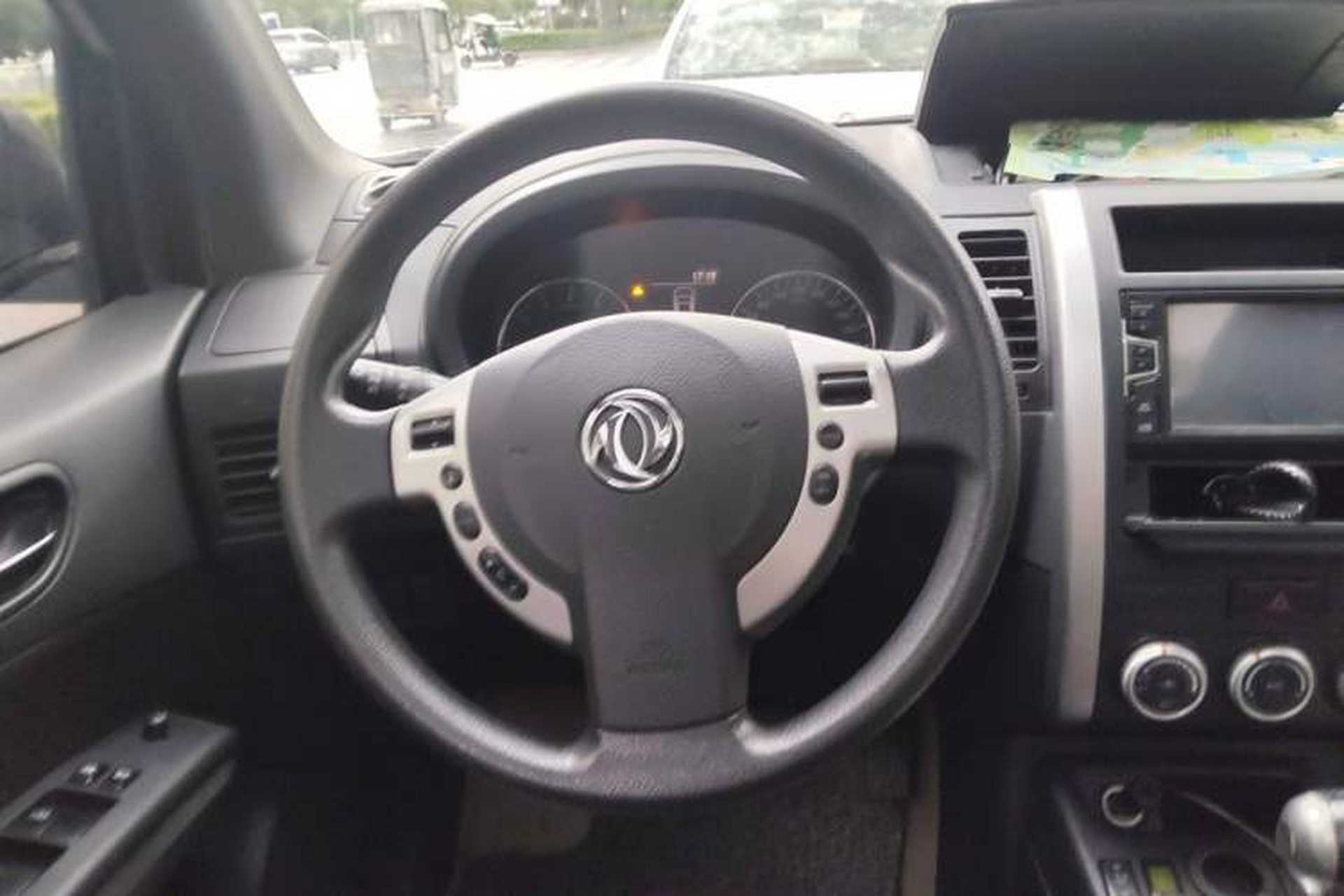 Used Dongfeng Fengdu MX6 2015 2.0L CVT Two-Wheel Drive Dream Edition Steering Wheel