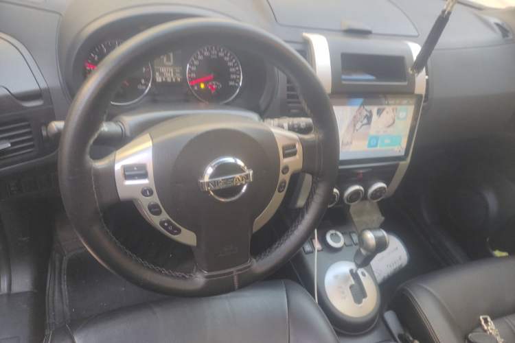 Used Dongfeng Fengdu MX6 2015 2.0L CVT 4x4 Dream Edition Steering Wheel