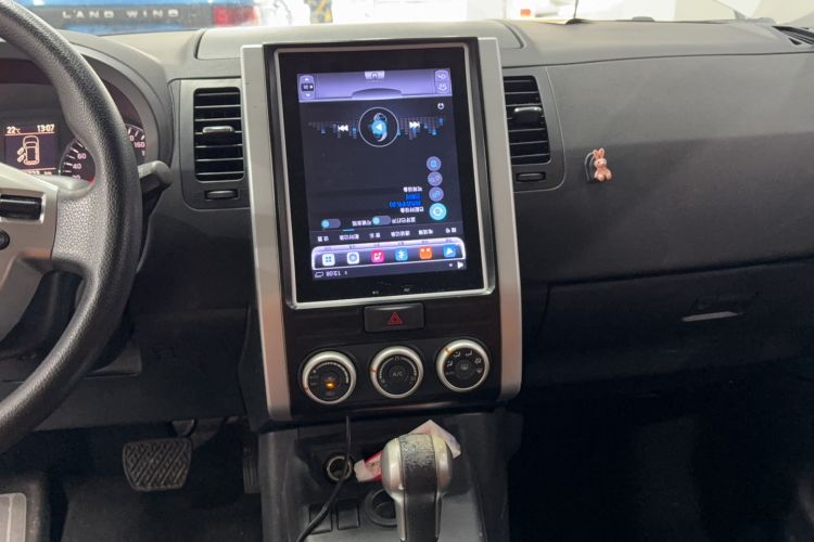 Used Dongfeng Fengdu MX6 2015 2.0L CVT Two-Wheel Drive Excellence Edition Audio And AC Panel