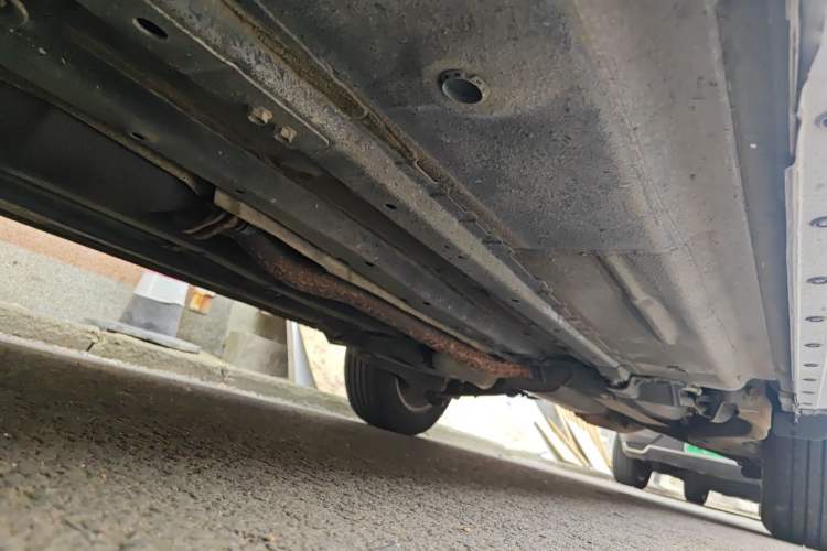 Used Dongfeng Fengdu MX6 2015 2.0L CVT Two-Wheel Drive Dream Edition Chassis Front Left