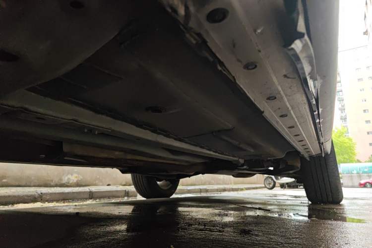 Used Dongfeng Fengdu MX6 2015 2.0L CVT Two-Wheel Drive Dream Edition Chassis Front Left