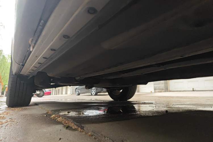 Used Dongfeng Fengdu MX6 2015 2.0L CVT Two-Wheel Drive Dream Edition Chassis Front Right