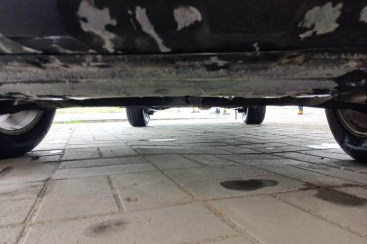Used Dongfeng Fengdu MX6 2015 2.0L CVT Two-Wheel Drive Dream Edition Chassis Front