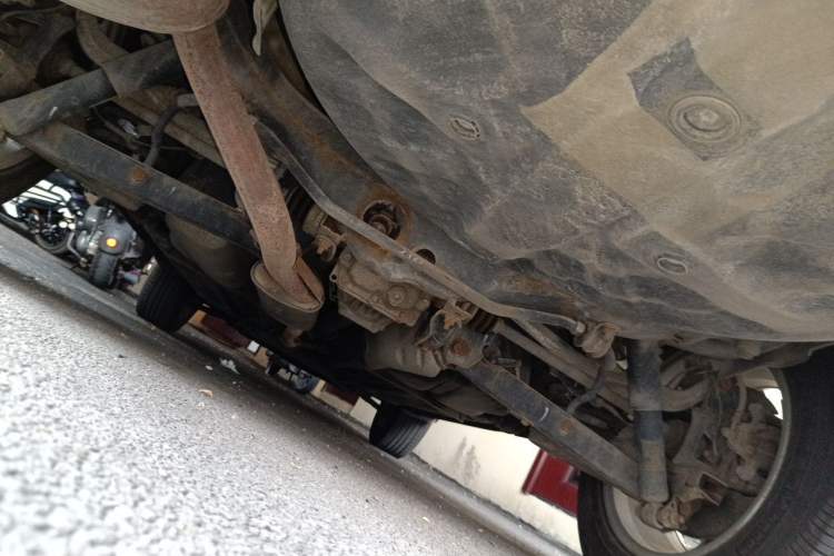 Used Dongfeng Fengdu MX6 2015 2.0L CVT 4x4 Dream Edition Chassis Rear
