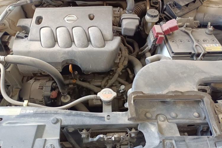 Used Dongfeng Fengdu MX6 2015 2.0L CVT Two-Wheel Drive Dream Edition Engine Bay