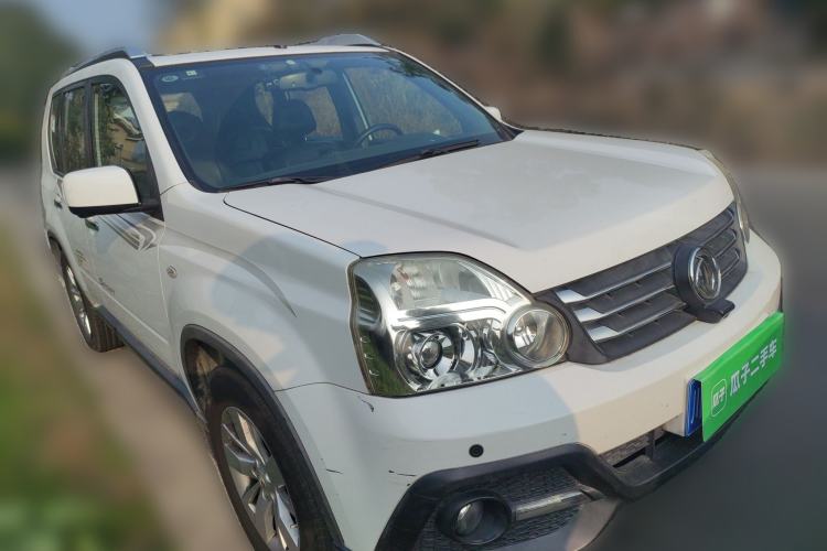 Used Dongfeng Fengdu MX6 2015 2.0L CVT Two-Wheel Drive Dream Edition Front Right 45 Deg