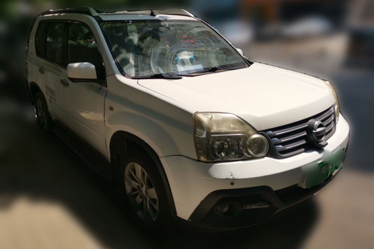Used Dongfeng Fengdu MX6 2015 2.0L CVT Two-Wheel Drive Dream Edition Front Right 45 Deg