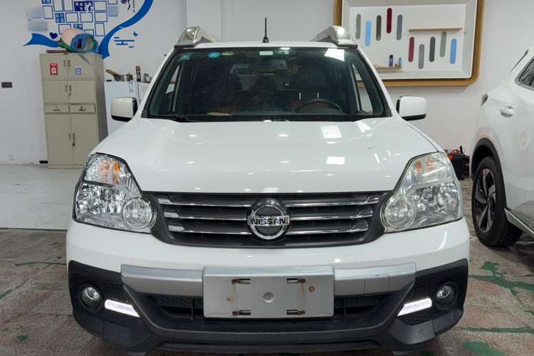 Used Dongfeng Fengdu MX6 2015 2.0L CVT Two-Wheel Drive Excellence Edition Front