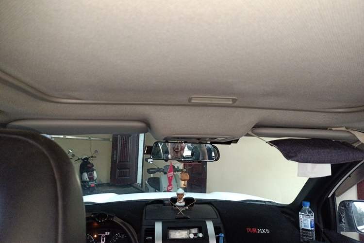Used Dongfeng Fengdu MX6 2015 2.0L CVT 4x4 Dream Edition Headliner