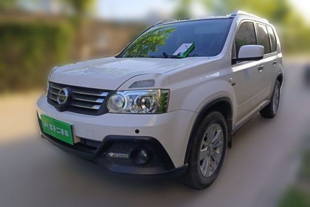 Used Dongfeng Fengdu MX6 2015 2.0L CVT Two-Wheel Drive Dream Edition