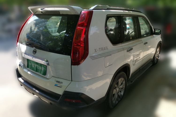 Used Dongfeng Fengdu MX6 2015 2.0L CVT Two-Wheel Drive Dream Edition Rear Right 45 Deg